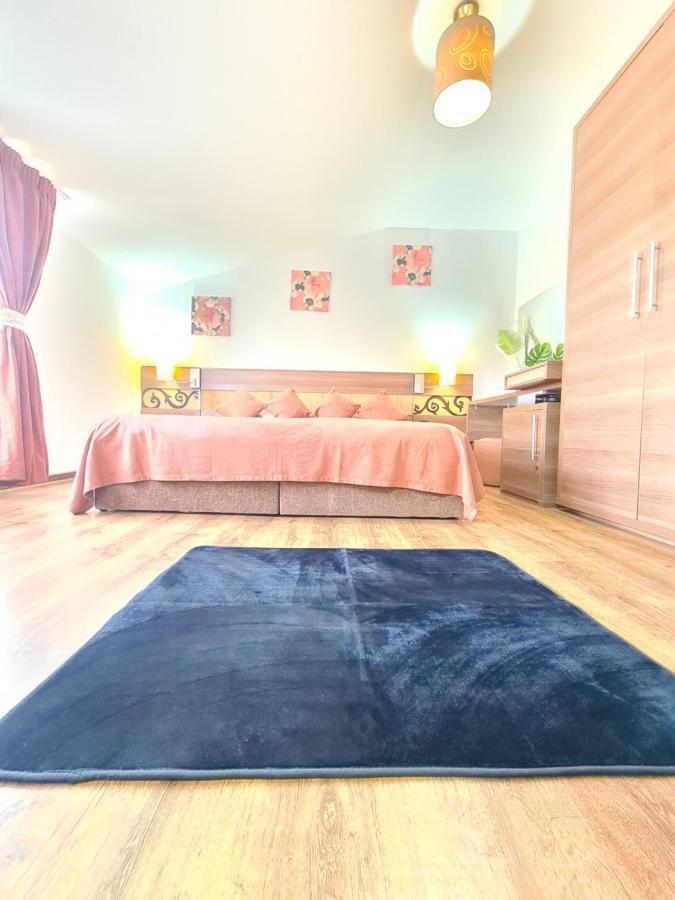 Garsoniera Privata Bed & Breakfast Bucureşti Eksteriør bilde