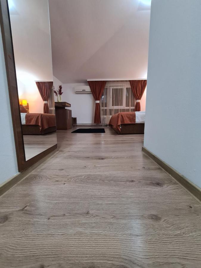 Garsoniera Privata Bed & Breakfast Bucureşti Eksteriør bilde