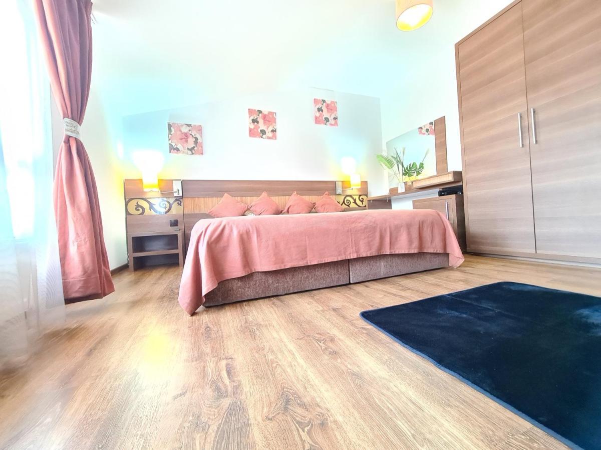 Garsoniera Privata Bed & Breakfast Bucureşti Eksteriør bilde
